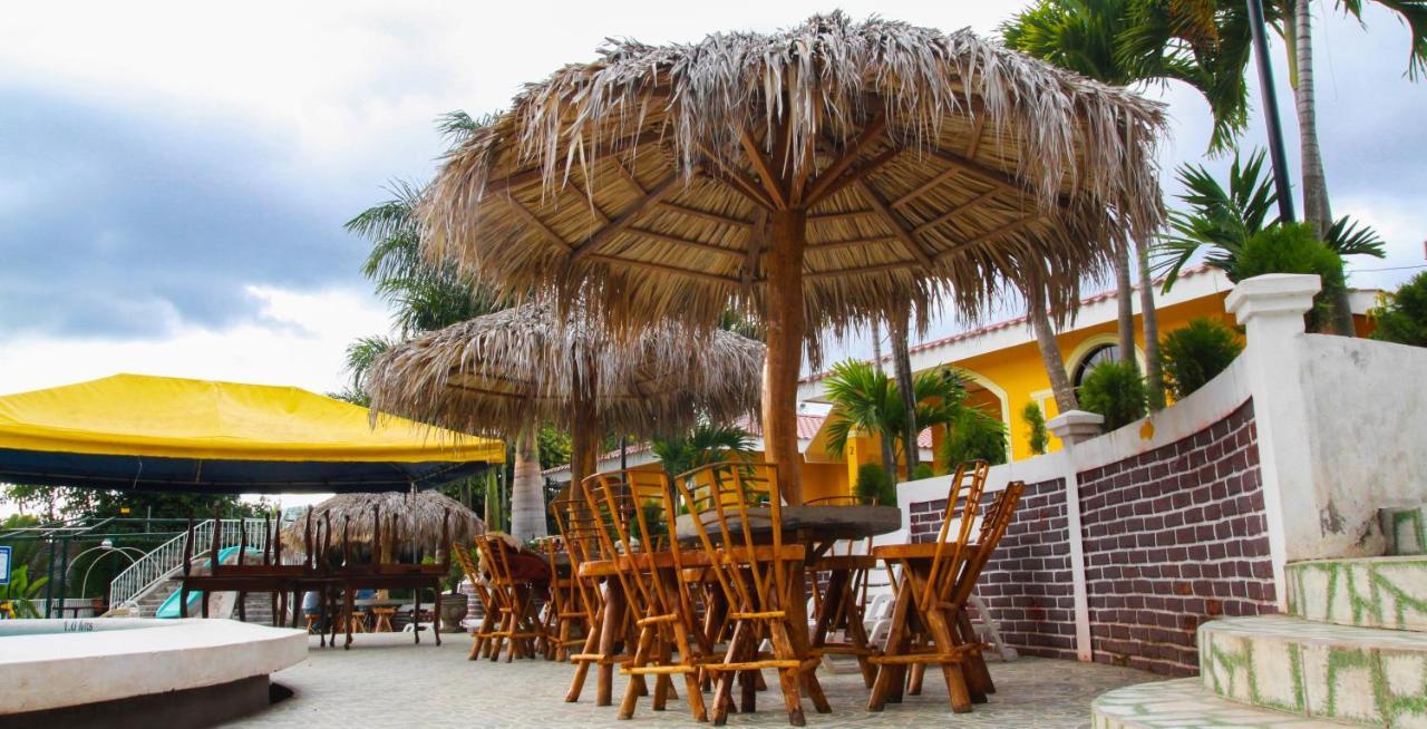Apart Hotel Acuarious De Luis Esteli Exterior photo